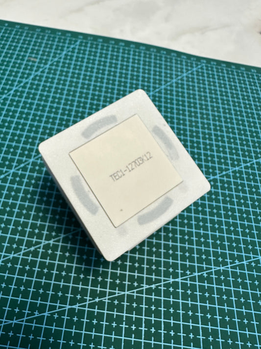 Magnetic suction radiator 45W diy radiator can freeze mobile phone tablet notebook radiator semiconductor